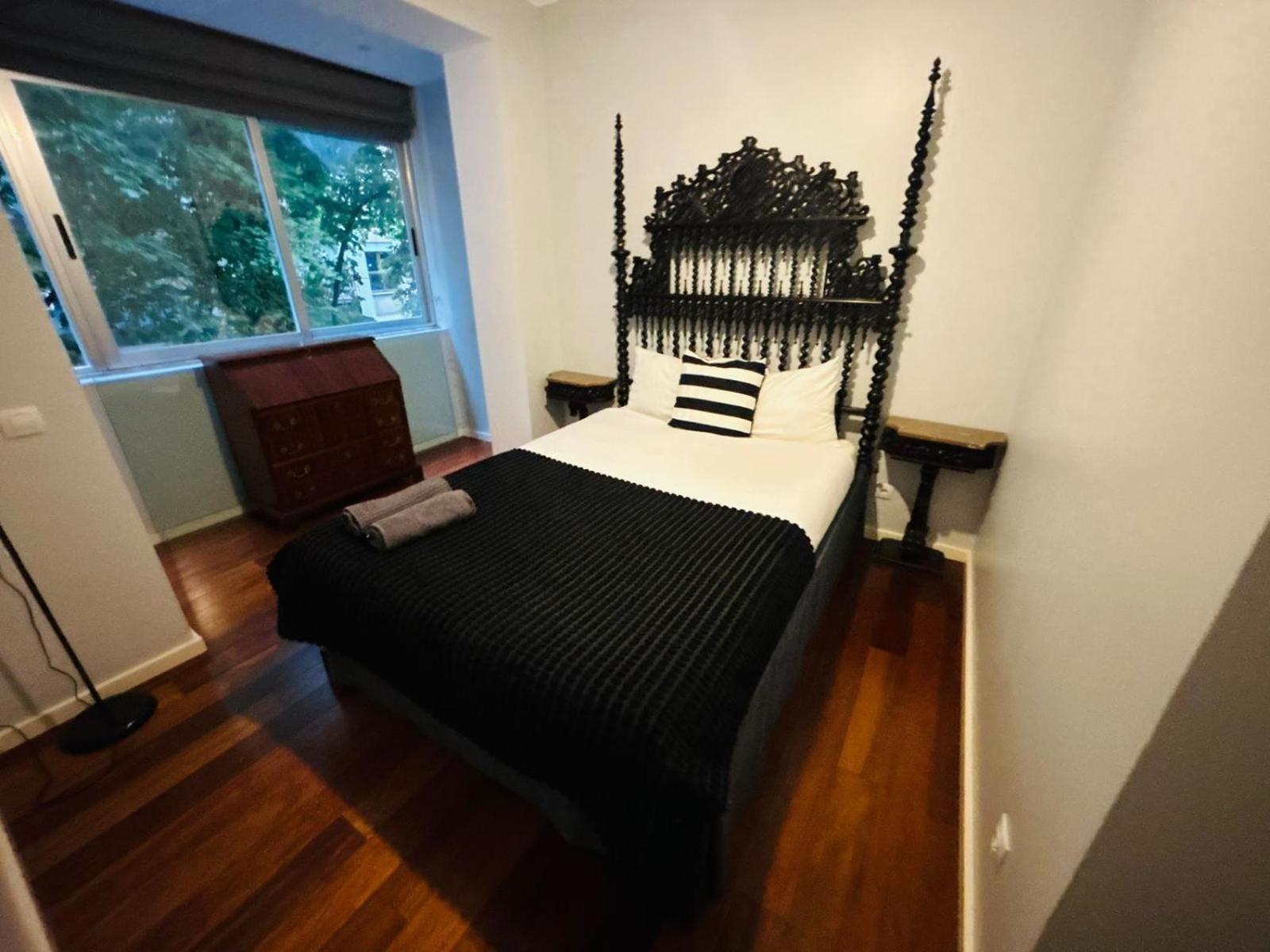 Luxury In Lisbon, Perfect For Tourists Hostel *