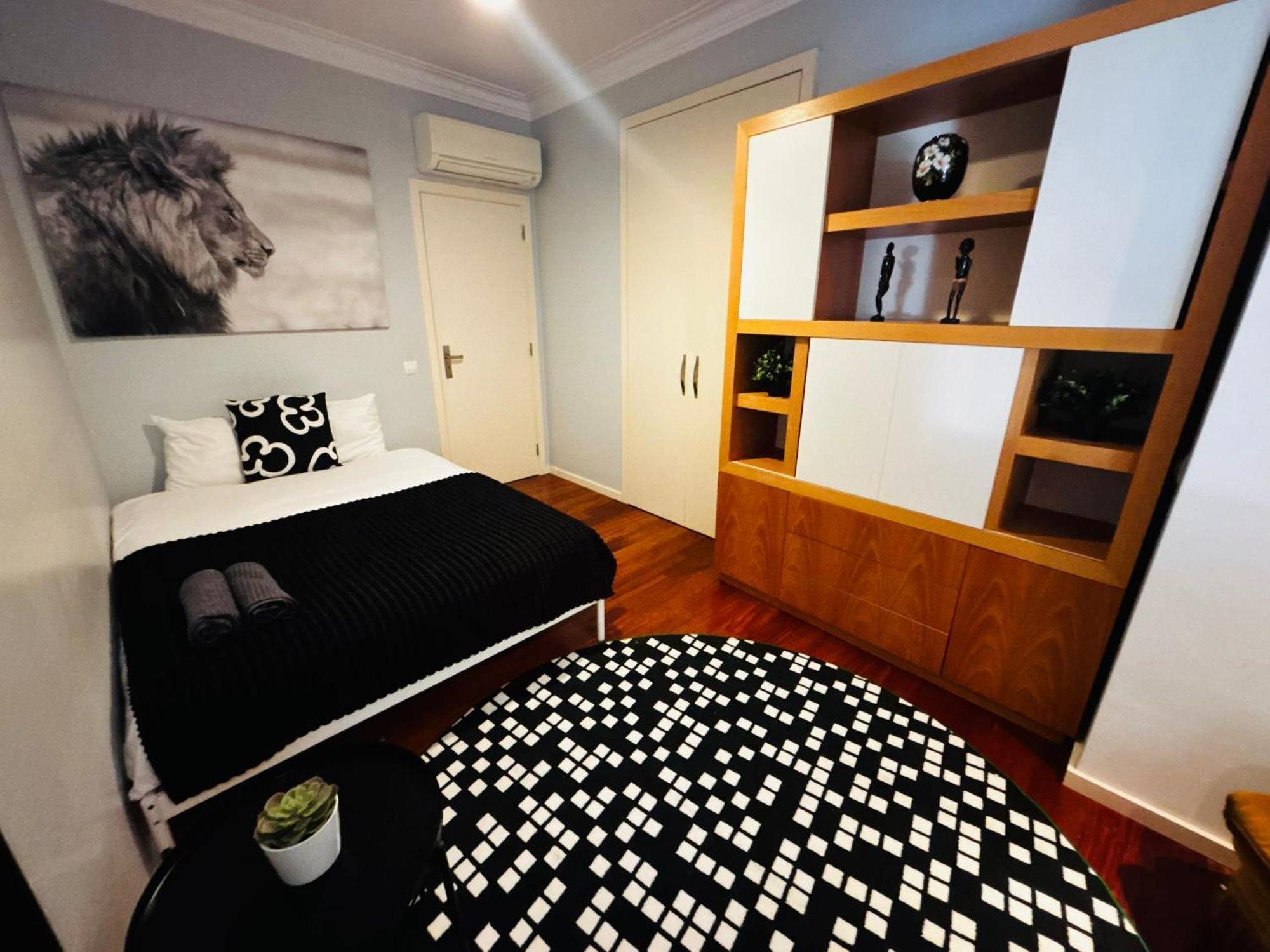 Hostel Luxury In Lisbon, Perfect For Tourists *