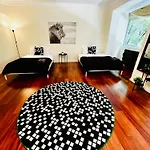 Luxury Rooms In Central Lisbon, Perfect For Tourists
